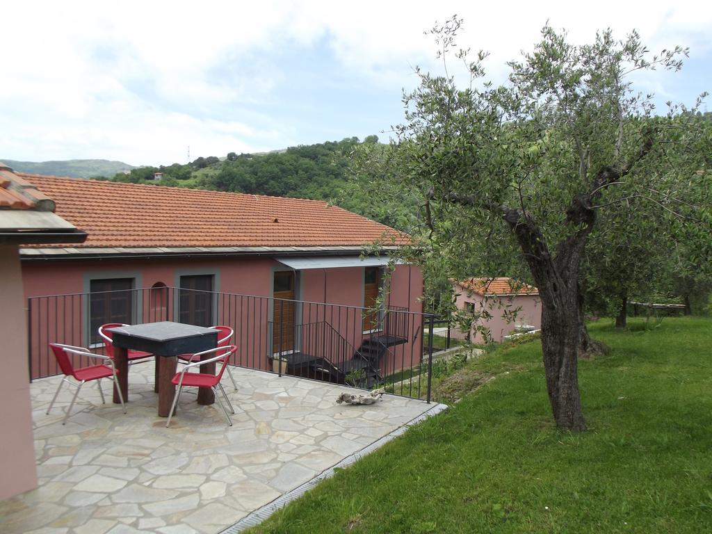 Agriturismo Brasino Fosdinovo Pokój zdjęcie