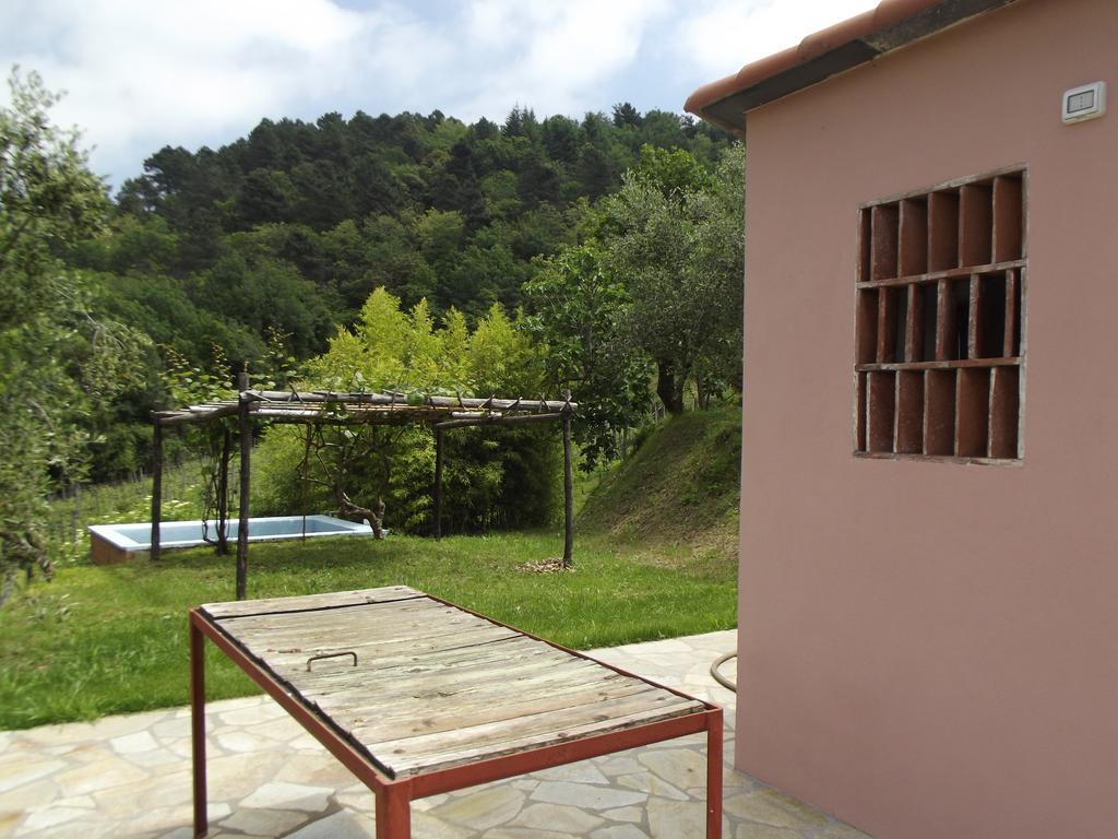 Agriturismo Brasino Fosdinovo Pokój zdjęcie